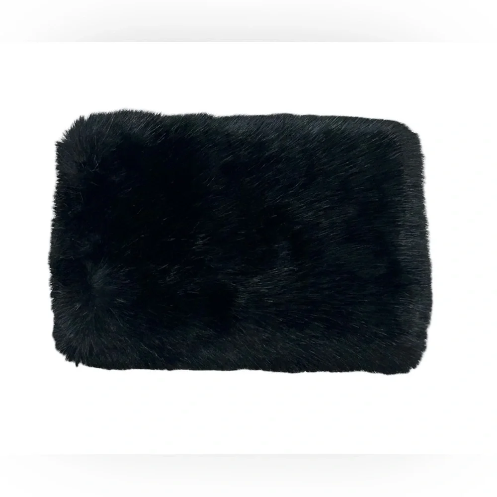 Banana Republic Black Faux Fur Hand Warmer Muff One Size Posh Chic Winter Money